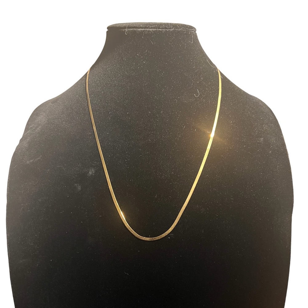 17 Inch Flat Metal Chain Necklace